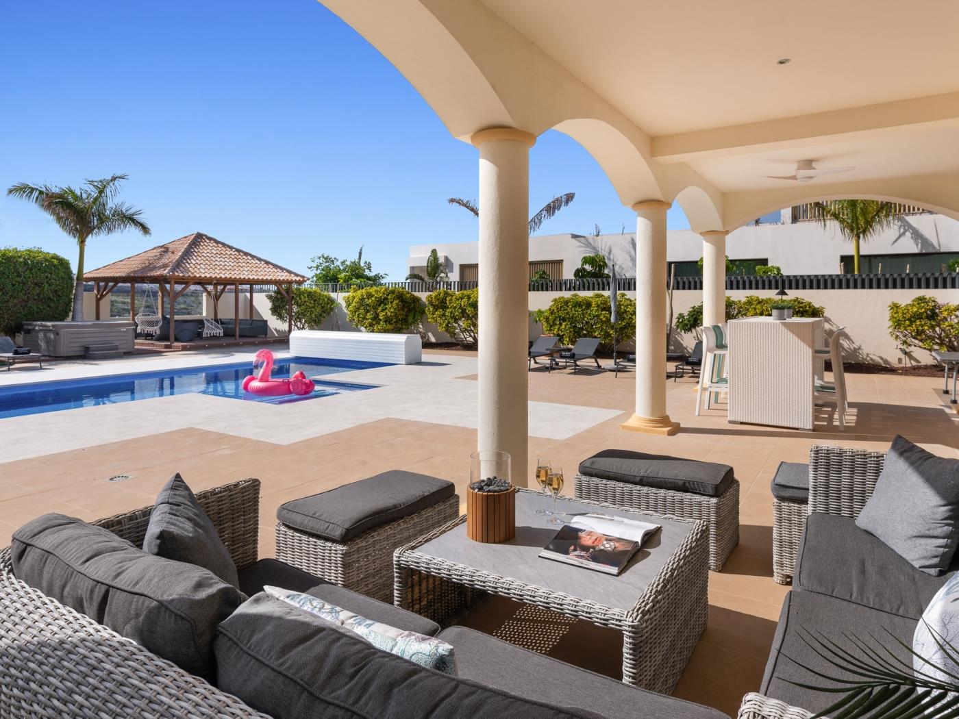 Casa Luxe Image 13