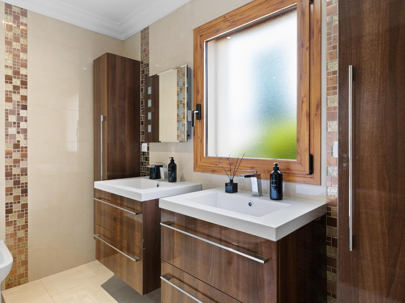 Casa Luxe Image 18