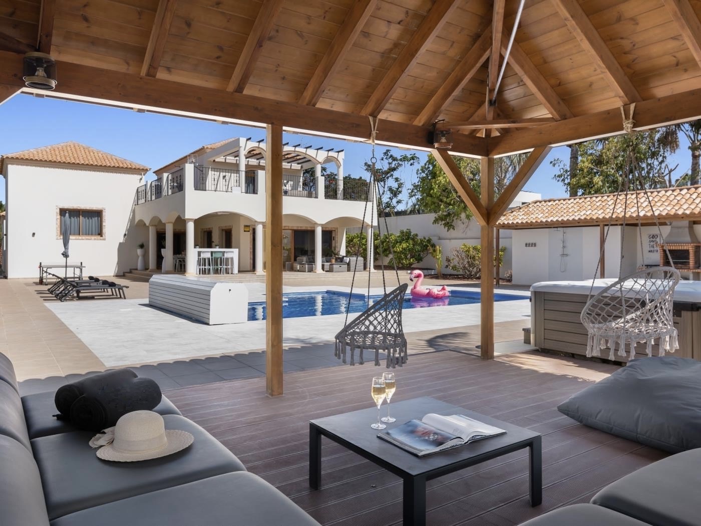 Casa Luxe Image 23