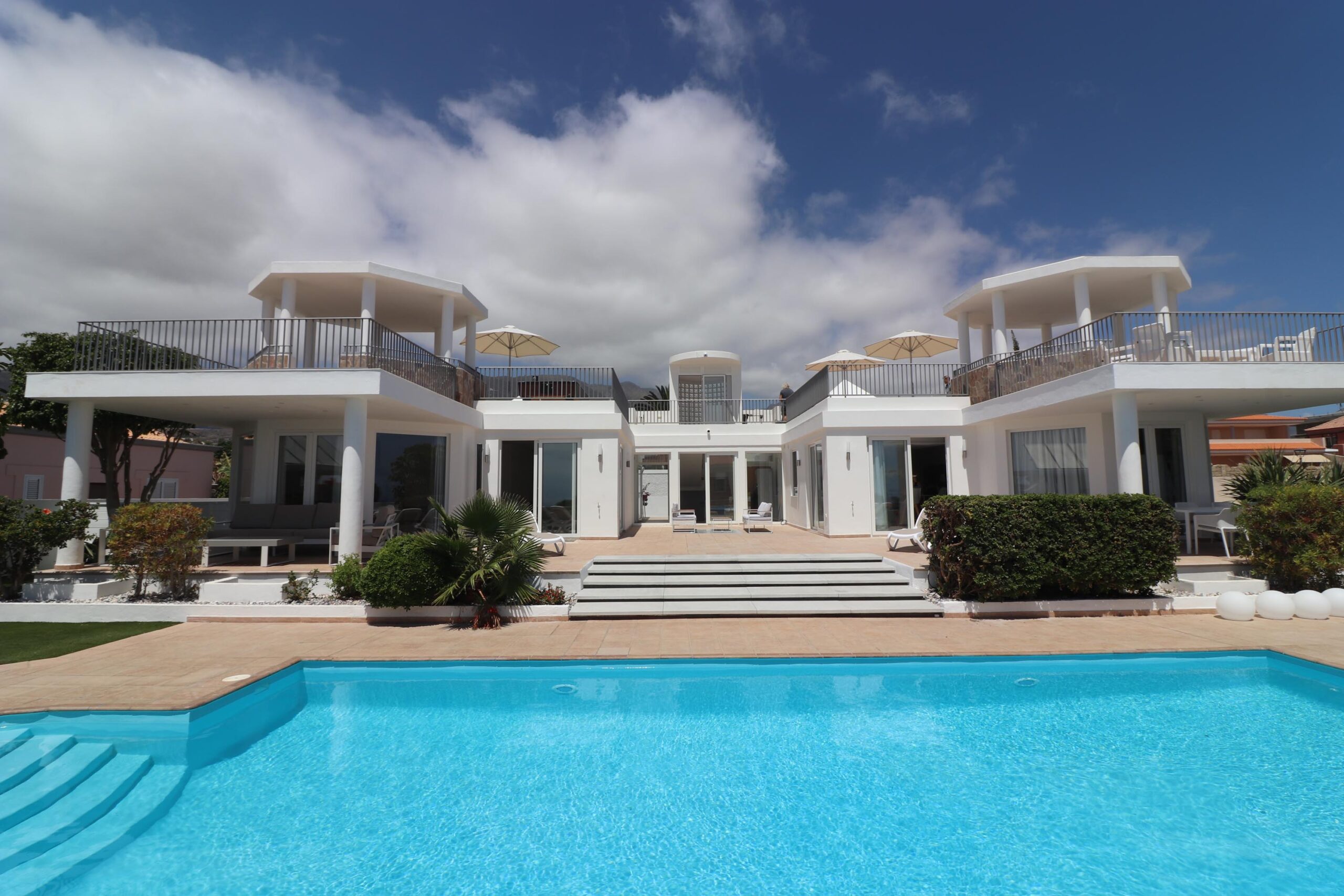VB-Villa-zwembad-scaled