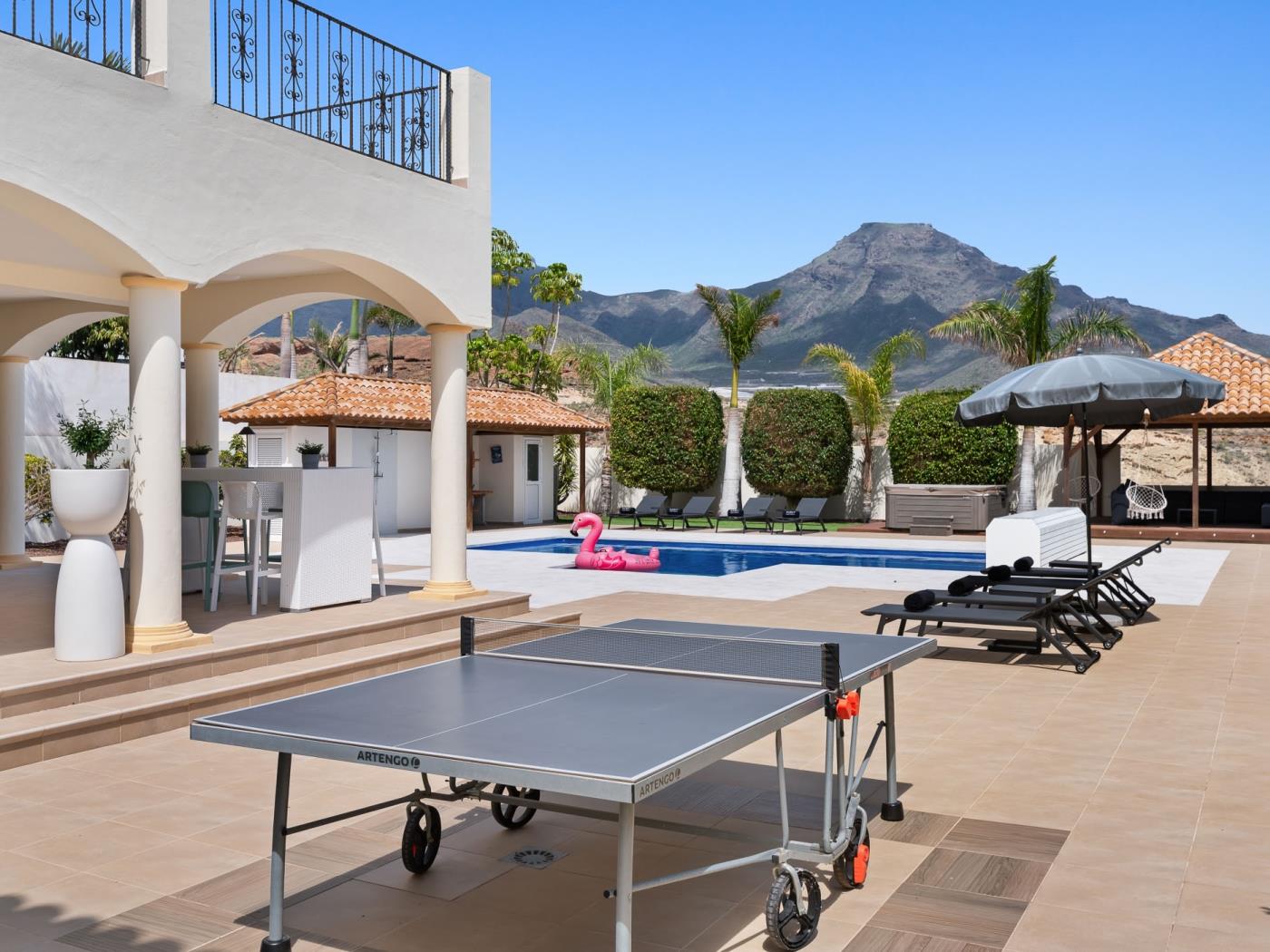 Casa Luxe Image 1