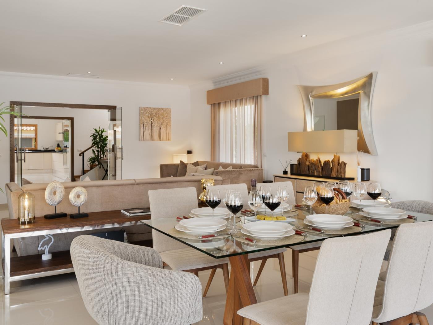 Casa Luxe Image 5